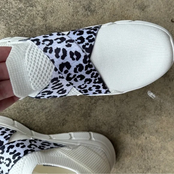 NWOT Bobs from Skechers memory foam cream sneakers with animal print accents - Picture 2 of 6